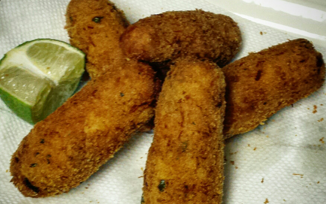 Bolinho de bacalhau com mandioca