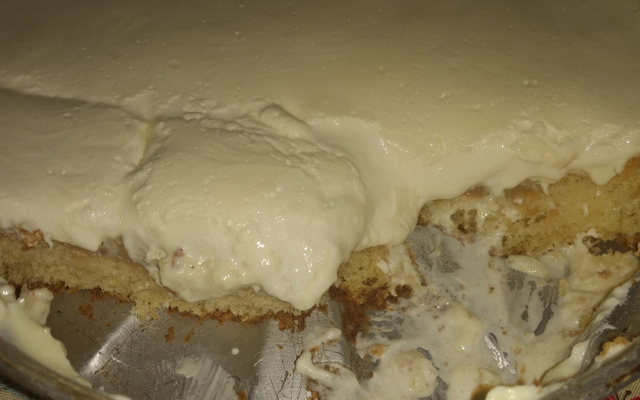 Bolo gelado de abacaxi