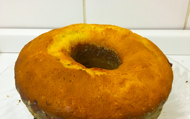 Bolo simples com goiabada