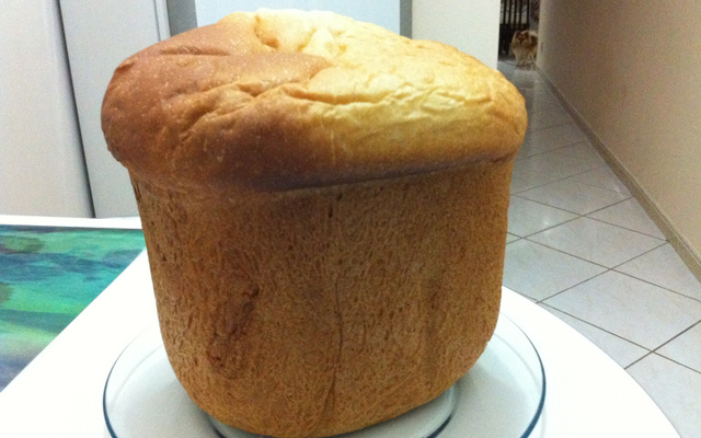 Pão caseiro feito na panificadora doméstica