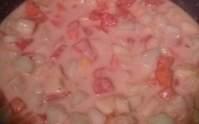 Salada de fruta com leite condensado simples