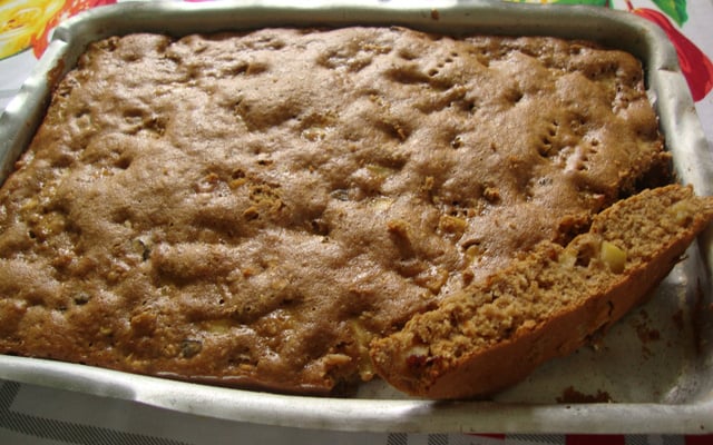 Bolo de Maçã Integral com Aveia e Passas