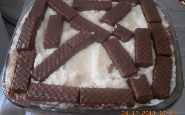 Pavê fácil de chocolate com coco