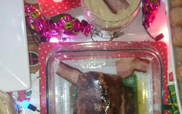 Lombo suíno ao molho de cebola e requeijão