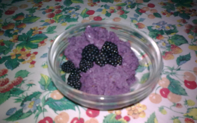 Gelado de amoras silvestres