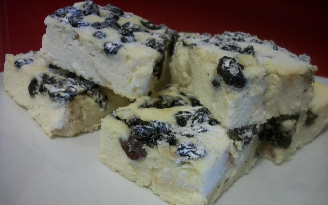 Torta de ricota com passas