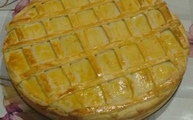 Empadão de frango com catupiry