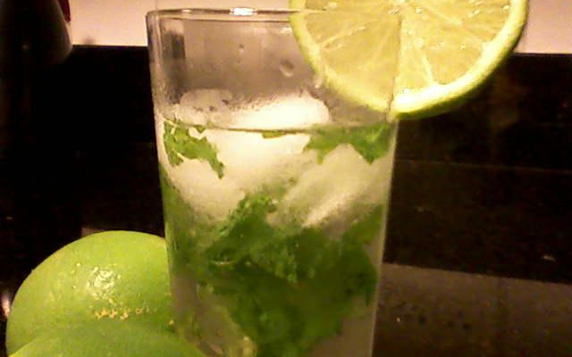 Caipirinha com Hortelã