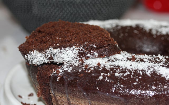 Bolo de chocolate simples de liquidificador