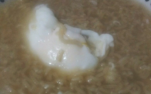 Miojo com ovo fácil