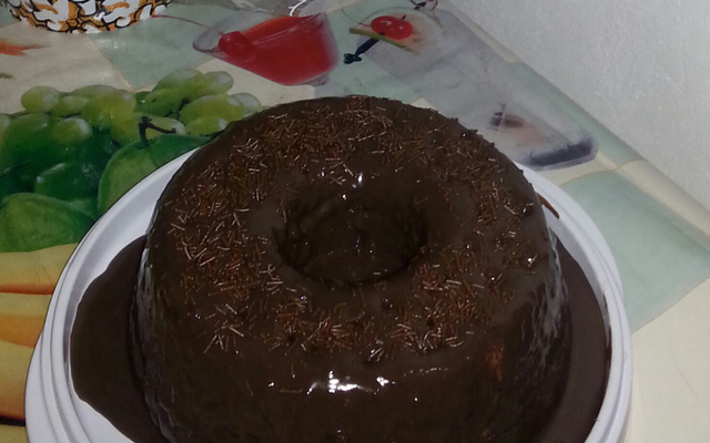 Bolo de chocolate de liqüidificador