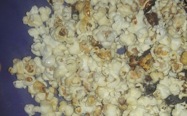 Pipoca caramelizada