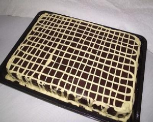 Bolo suíço de chocolate