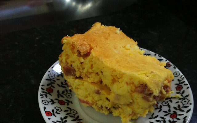 Bolo de milho verde salgado e recheado