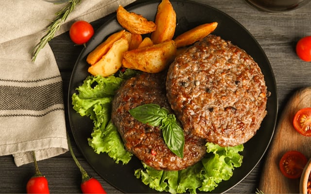 Hambúrguer caseiro simples
