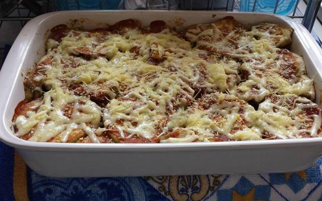 Berinjela com atum ao forno
