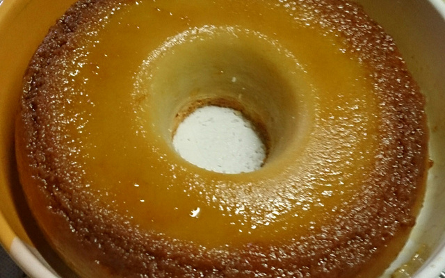 Pudim de pão no micro-ondas