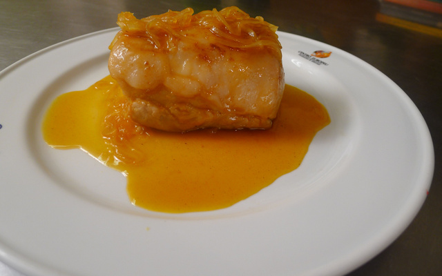 Lombo ao molho de maracujá