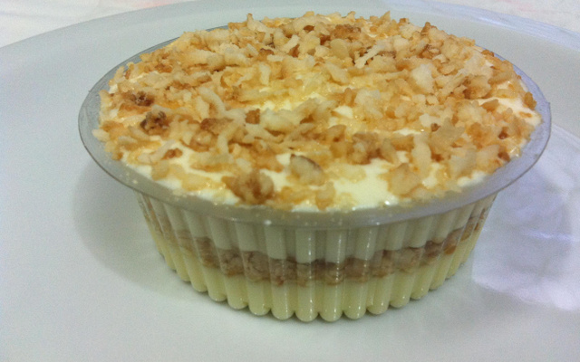 Sobremesa de coco queimado