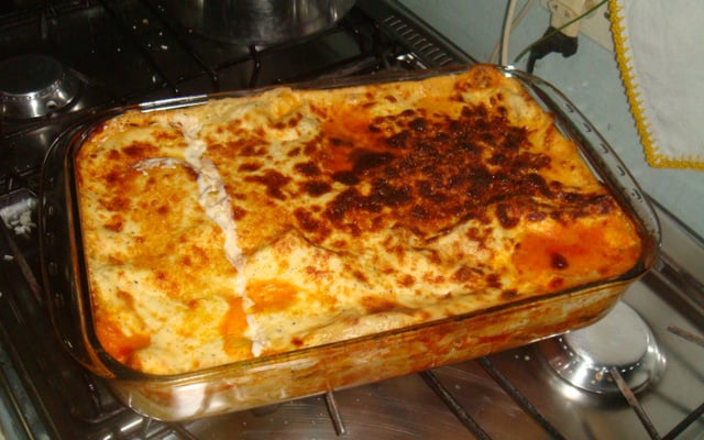 Lasanha de pintado ao molho branco