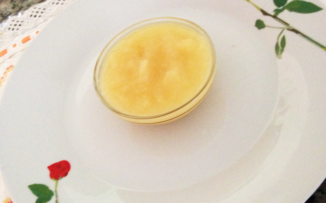 A primeira papinha doce do bebê (dicas para fazer em casa )