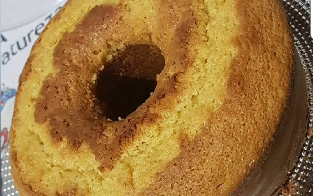 Bolo de fubá fácil, simples e delicioso