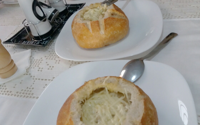 Sopa de cebola Gratinada