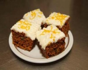 Bolo de cenoura e especiarias