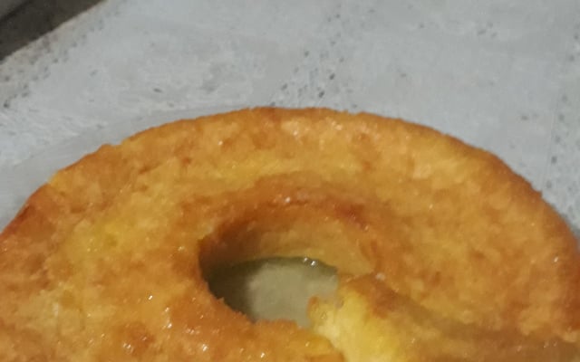 Bolo cremoso de milho com leite ninho