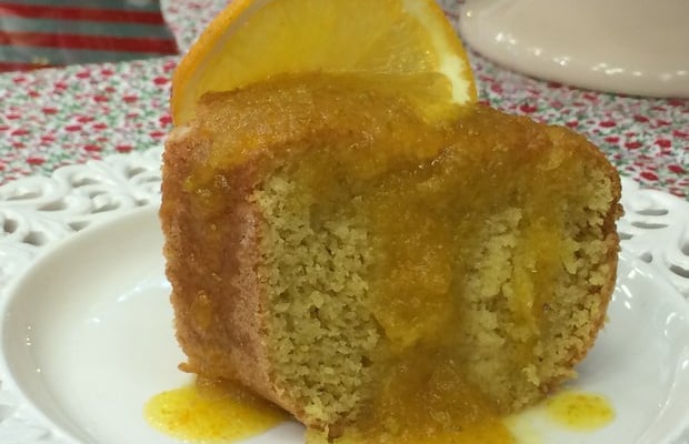 Bolo simples de laranja