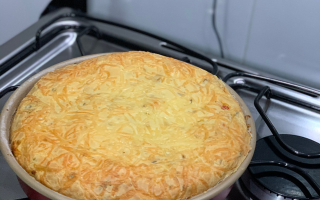 Torta de atum fofinha com farinha de arroz