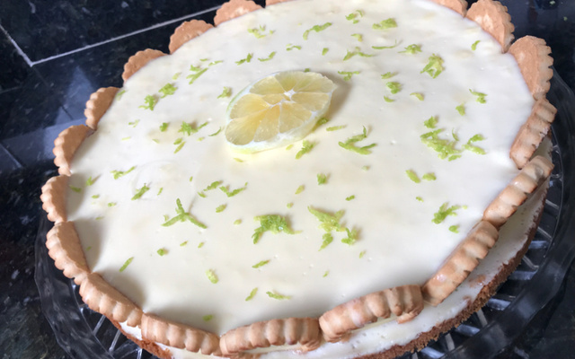 Torta de limão com chocolate branco