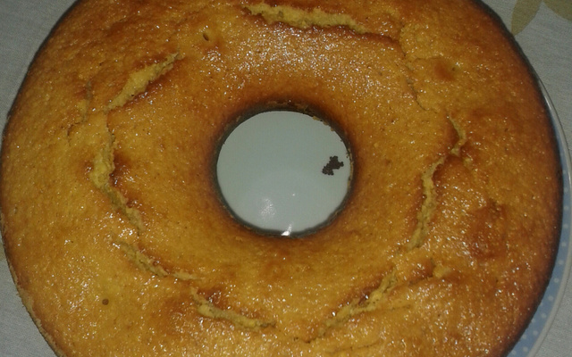 Bolo de queijo com milharina