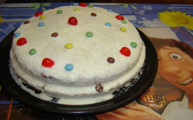 Bolo de coco recheio de coco