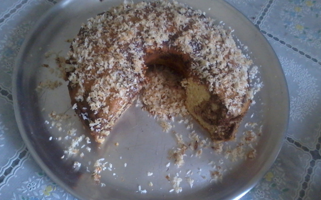 Bolo fofo de duas cores