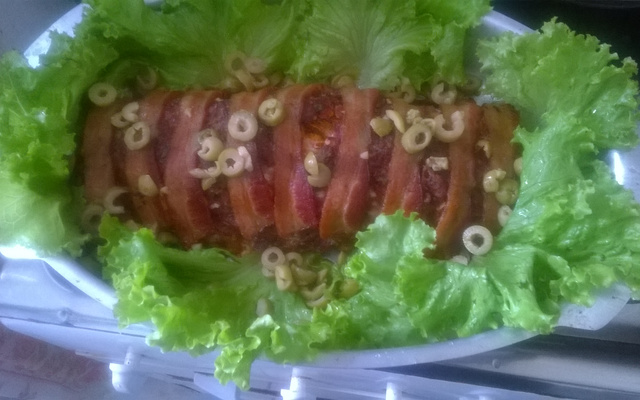 Rocambole de carne moída