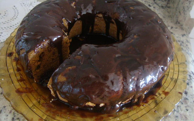 Bolo de cenoura com açúcar mascavo