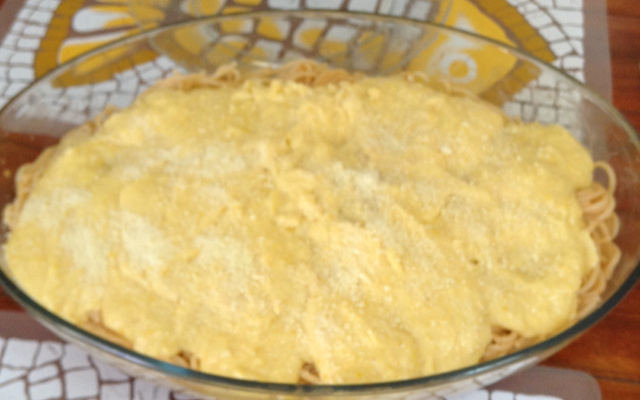 Macarrão com creme de milho