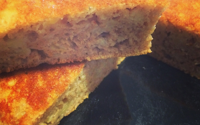 Torta light de banana na frigideira