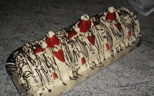 Rocambole de morango