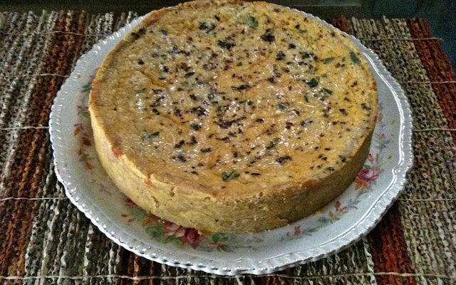 Torta de milho com ricota e massa com curry (tipo quiche)