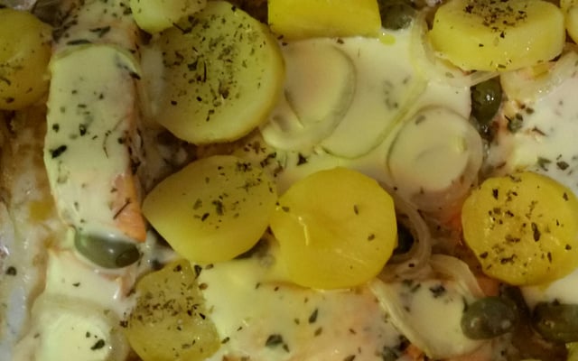 Salmão ao forno com catupiry