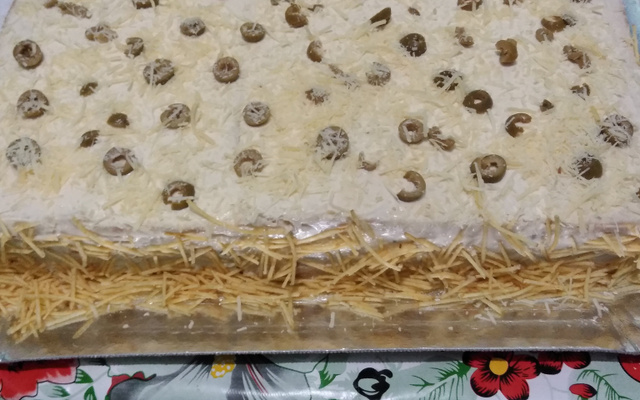 Torta salgada de frango (de pão de forma)