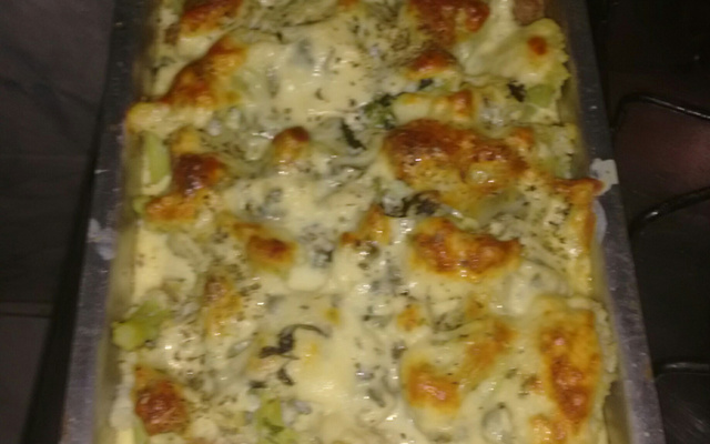 Filé de frango com couve flor ao forno