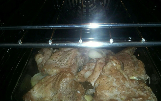 Filé mignon de porco com ervas