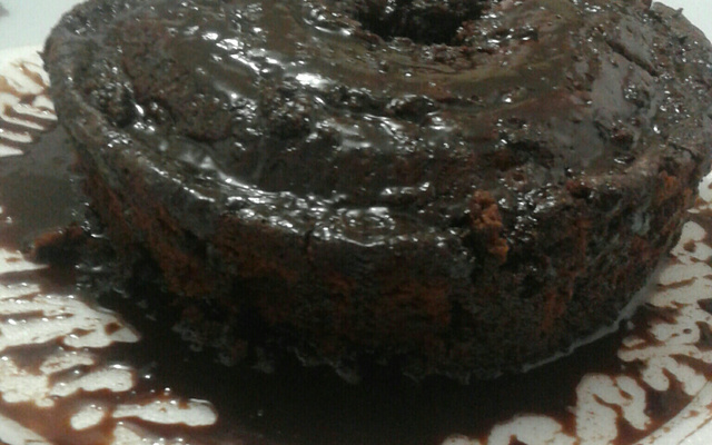 Bolo simples de chocolate