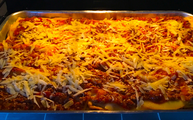 Lasanha de berinjela à bolonhesa