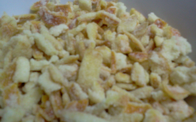 Cri-cri de casca de laranja