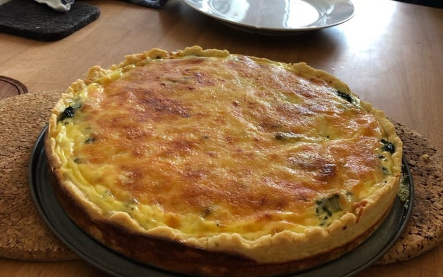 Quiche de espinafre e mussarela