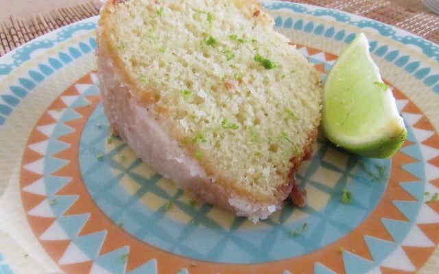Bolo de limão de liquidificador
